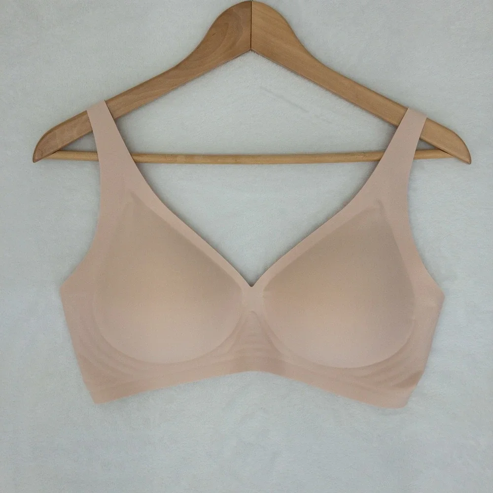 Shecurve Wireless Bra Womens Medium Beige Seamless Jelly Smoothing Comfort